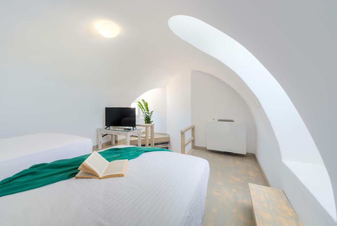Crystal Villas Santorini Vóthon Exterior foto